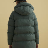 AIW22WOUT012 | Ivy