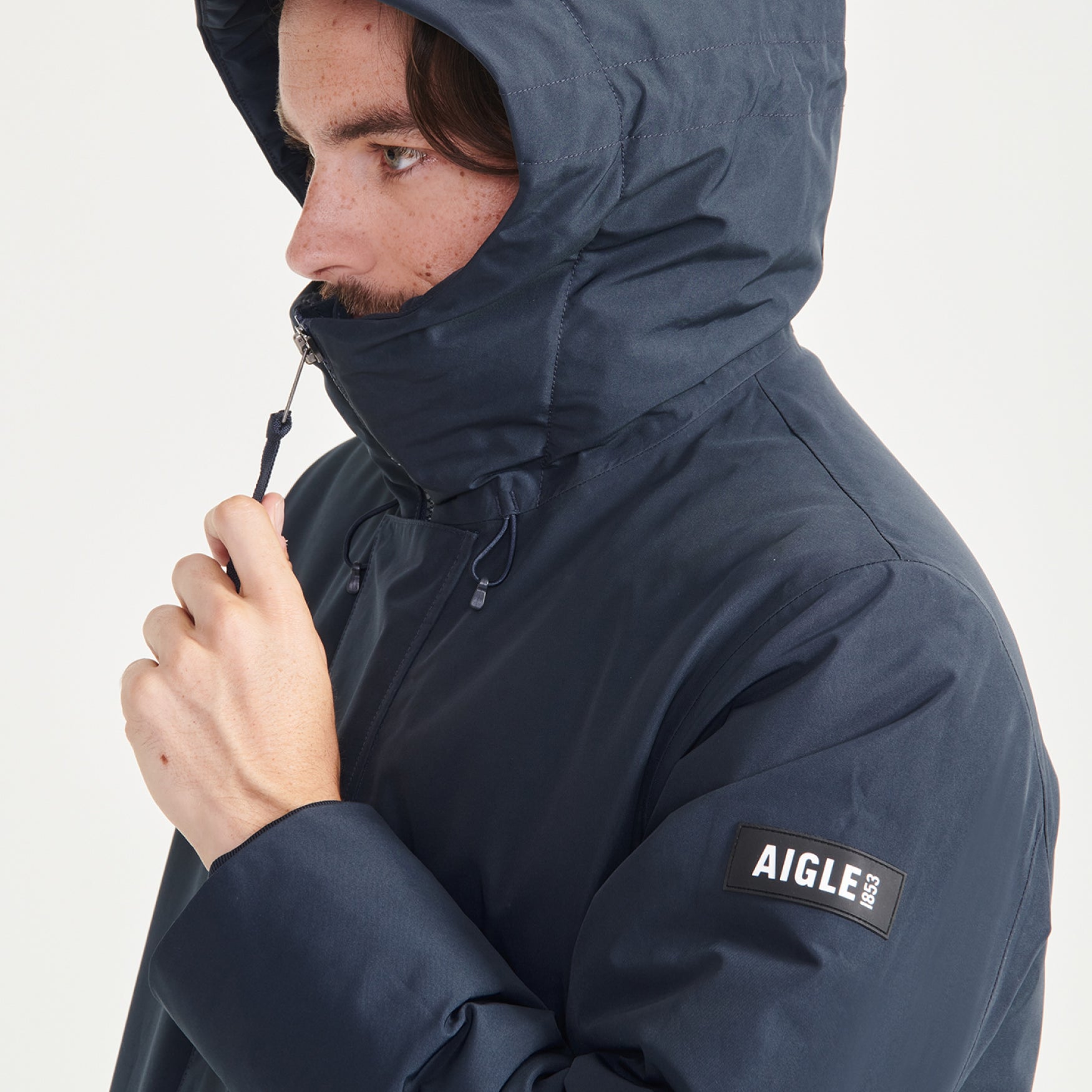 AIW22MOUI016 | Empire