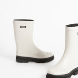 Mid Rain | Sable
