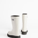 Mid Rain | Sable